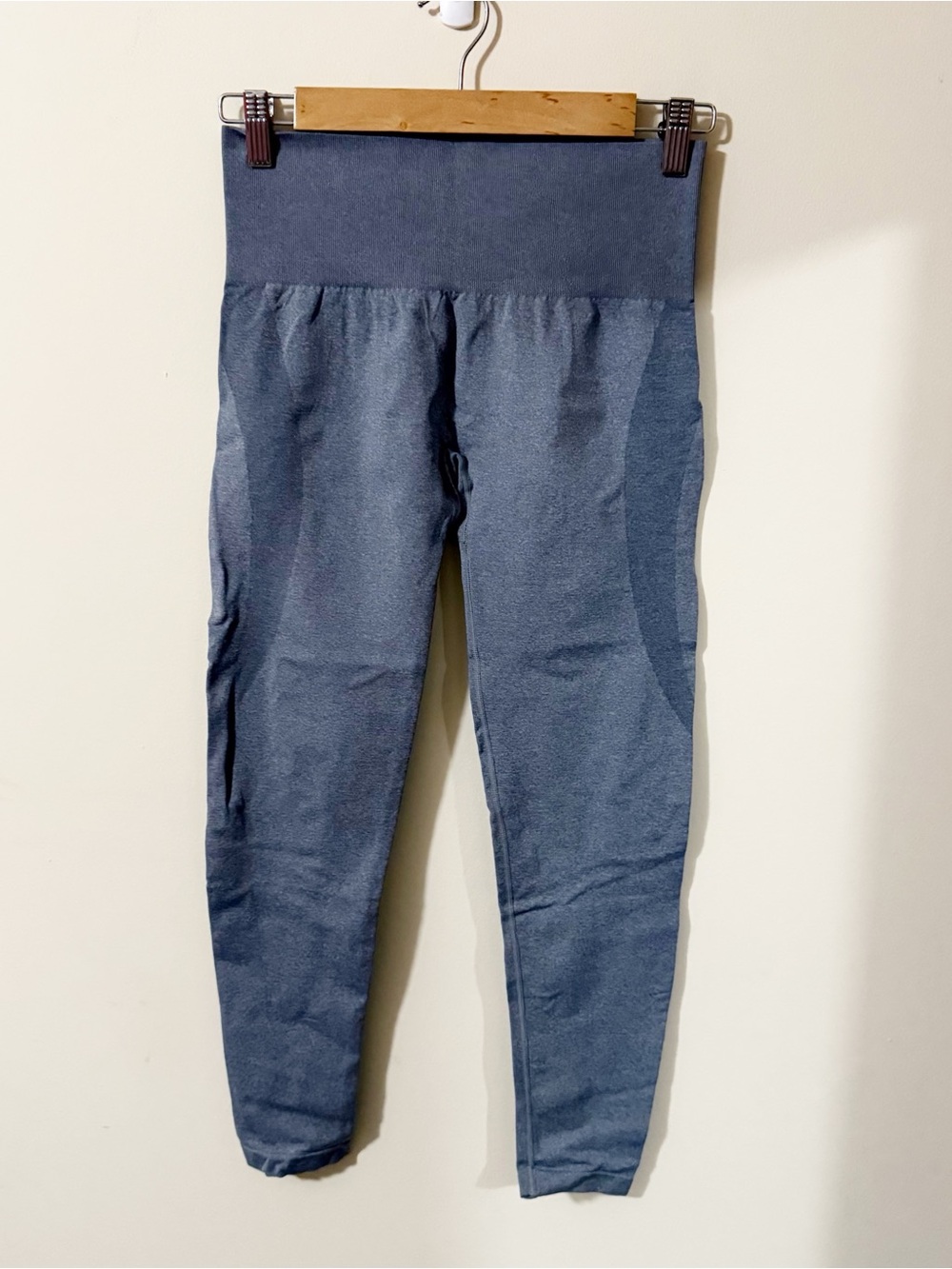 NVGTN Gray Leggings Approx Size Medium Activewear Running Gym